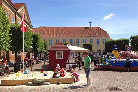 Aktivitäten auf dem Marktplatz in Ringkøbing